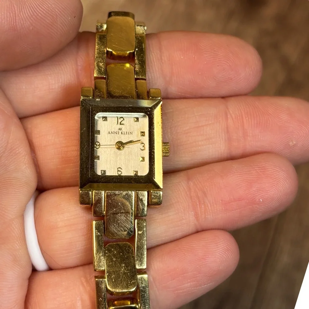 Anne Klein‎ Women's Gold Tone Square Face Quartz Watch Base Metal Bezel